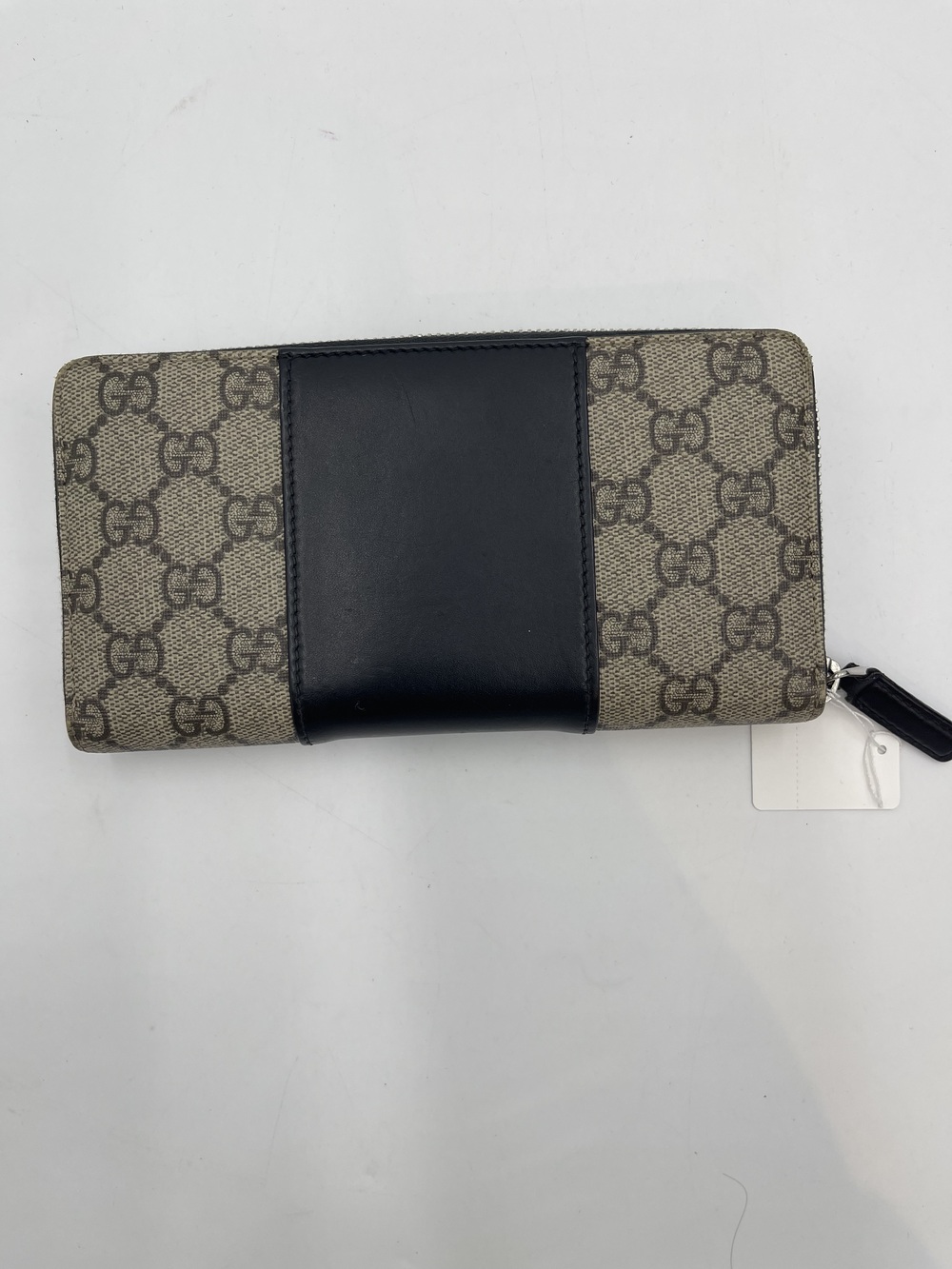 Gucci GG Supreme Zippy Wallet